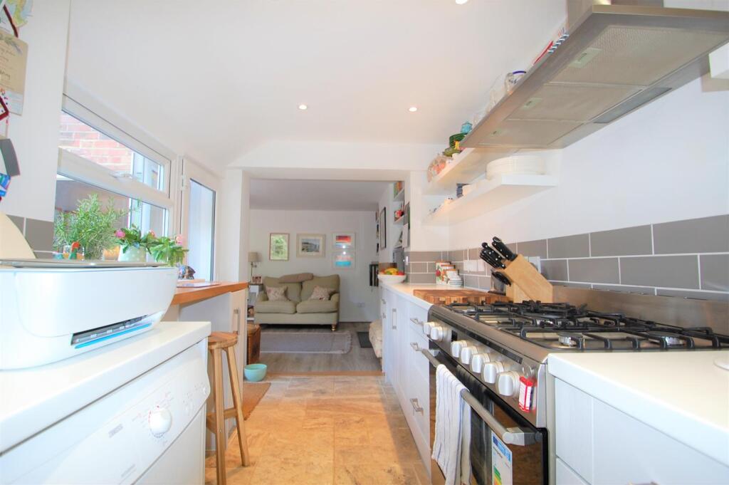 Kitchen/Living
