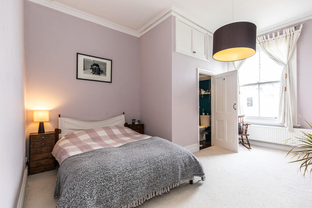 4, 16 Cambridge R...