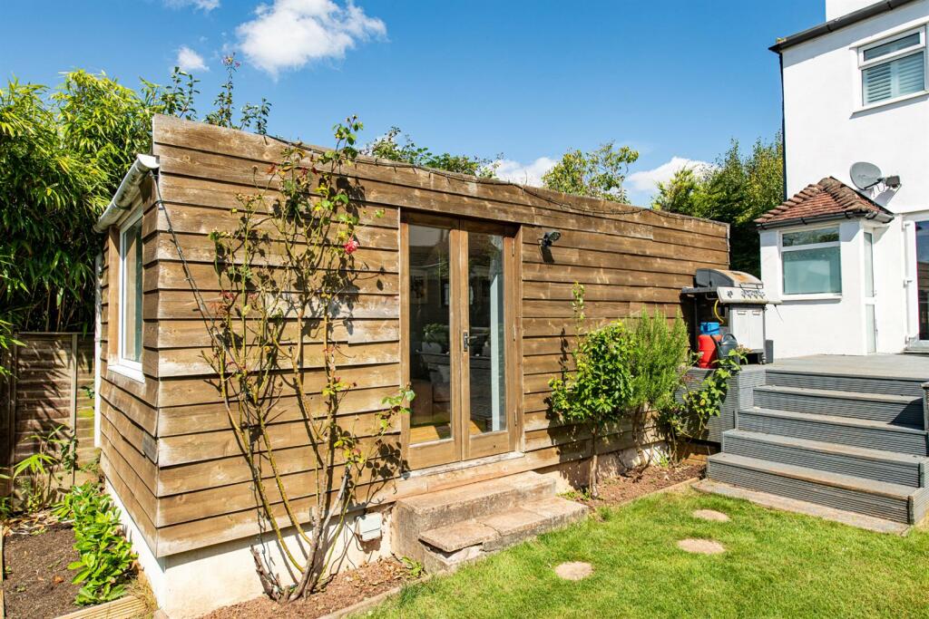 Garden_Office_1.jpg