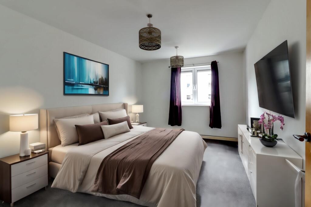Virtual Staging AI - Bedroom-1 - 26 June 2024 20_3