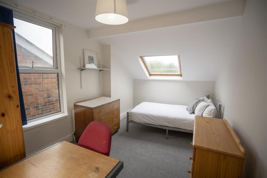 10 harcourt road bedroom 7.jpg