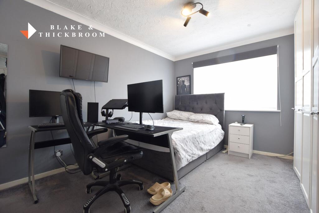 FIRST FLOOR: BEDROOM ONE