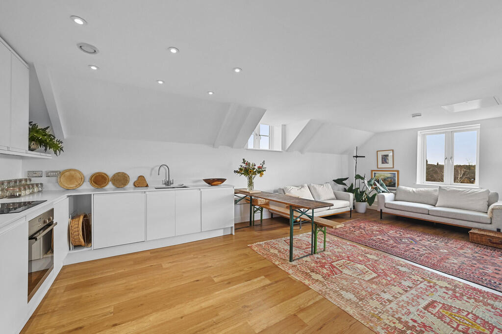 KC-CJ-Walnuttree-...