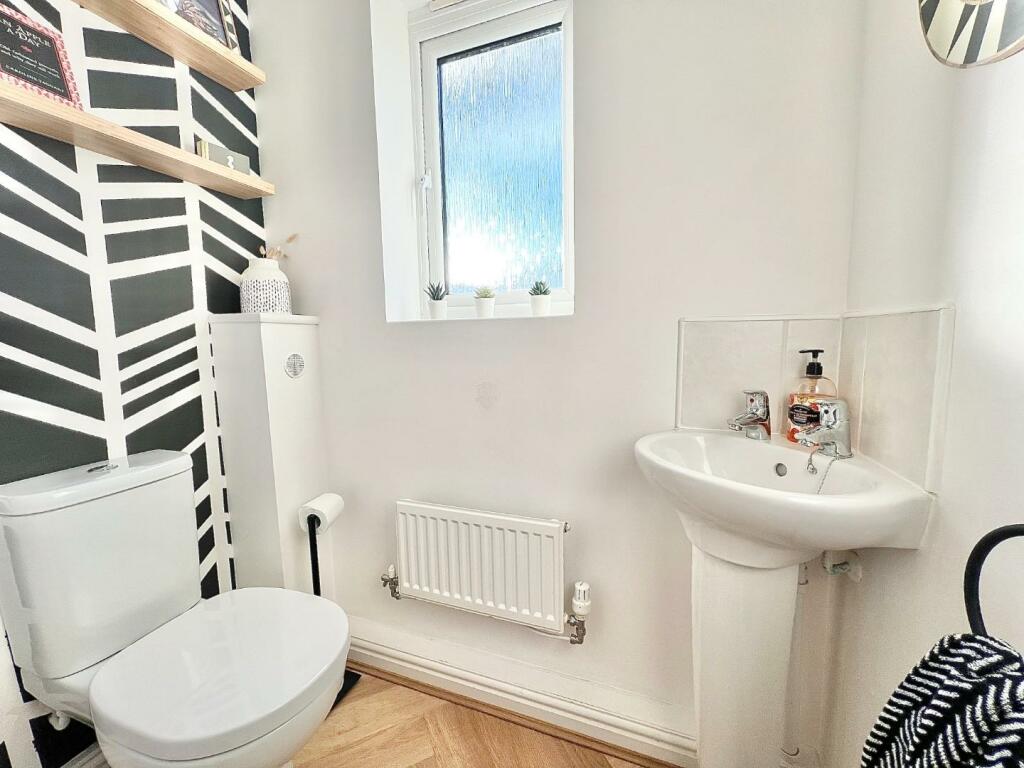 Cloakroom/WC