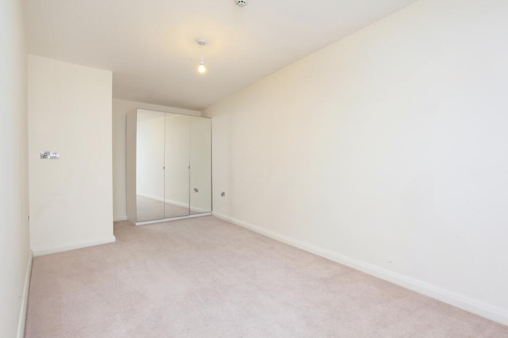 1 William Street ...