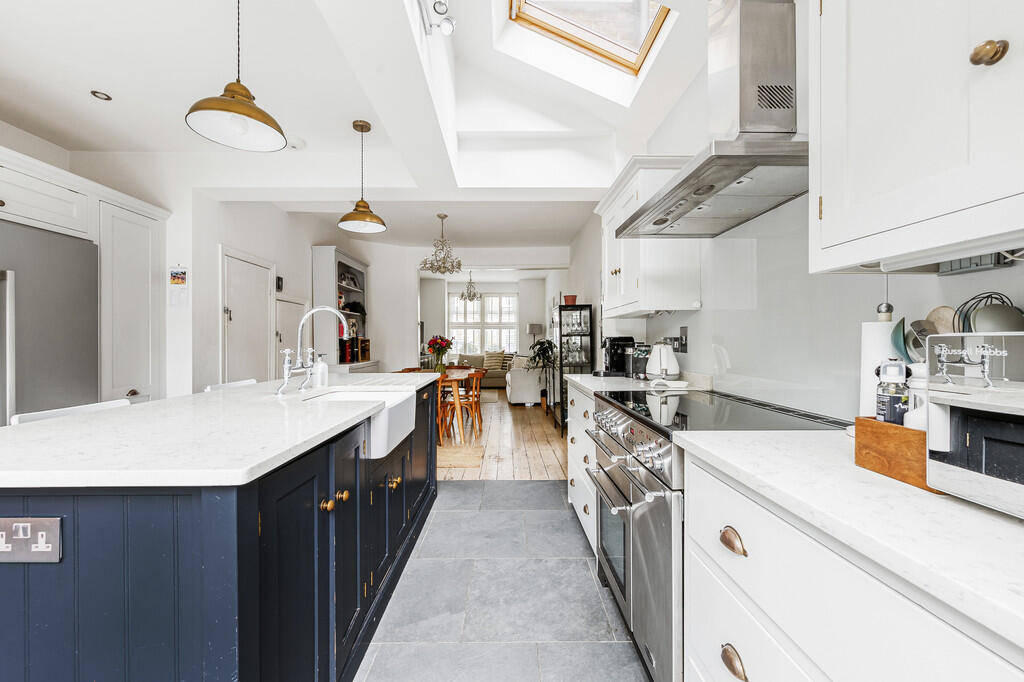 Kitchen 1