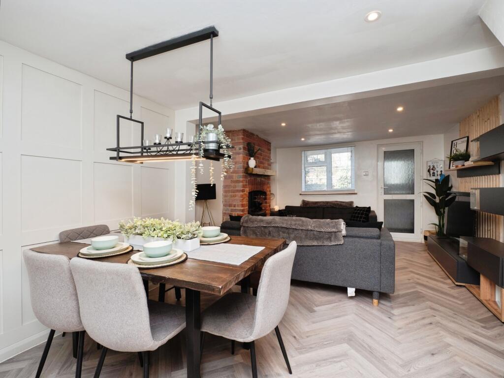 3parkviewcottagemaidstoneroadtonbridgetn110hp-7