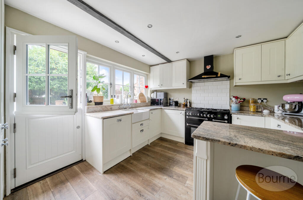 cf91e4b4-3f95-4ea...