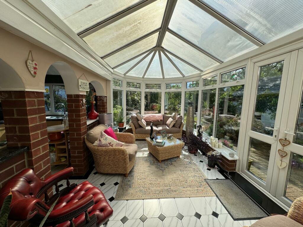 SUN ROOM