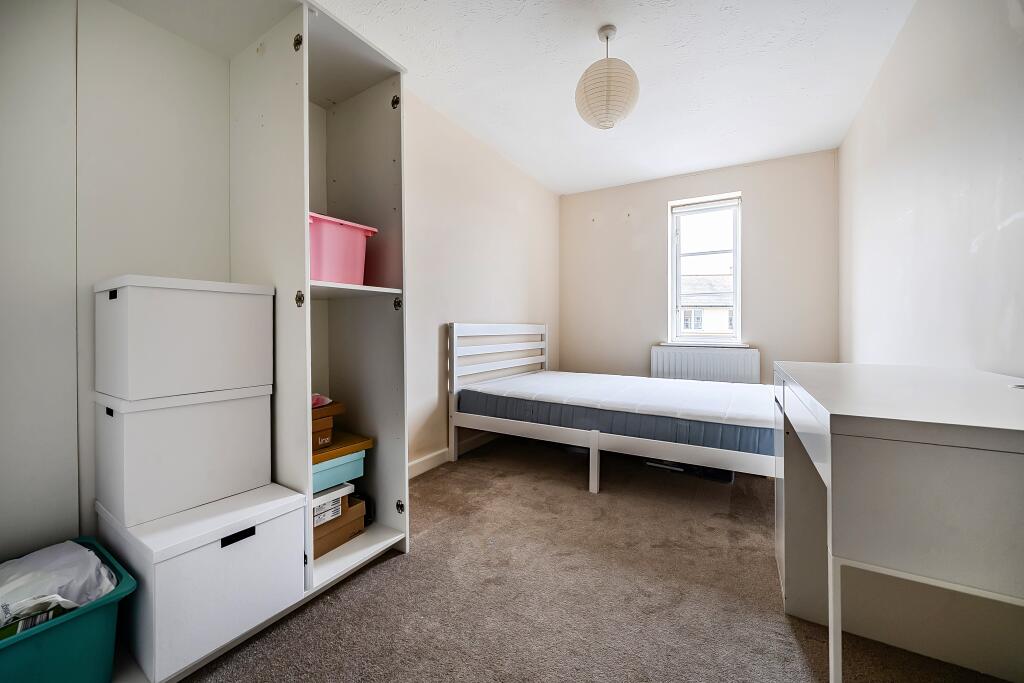 Pooles Wharf Court, , 
