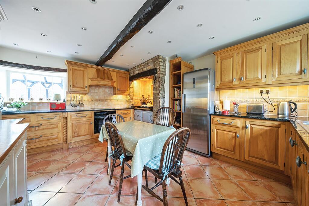 Bricklayers Cottage, 11 Careys Road, Pury End (13)