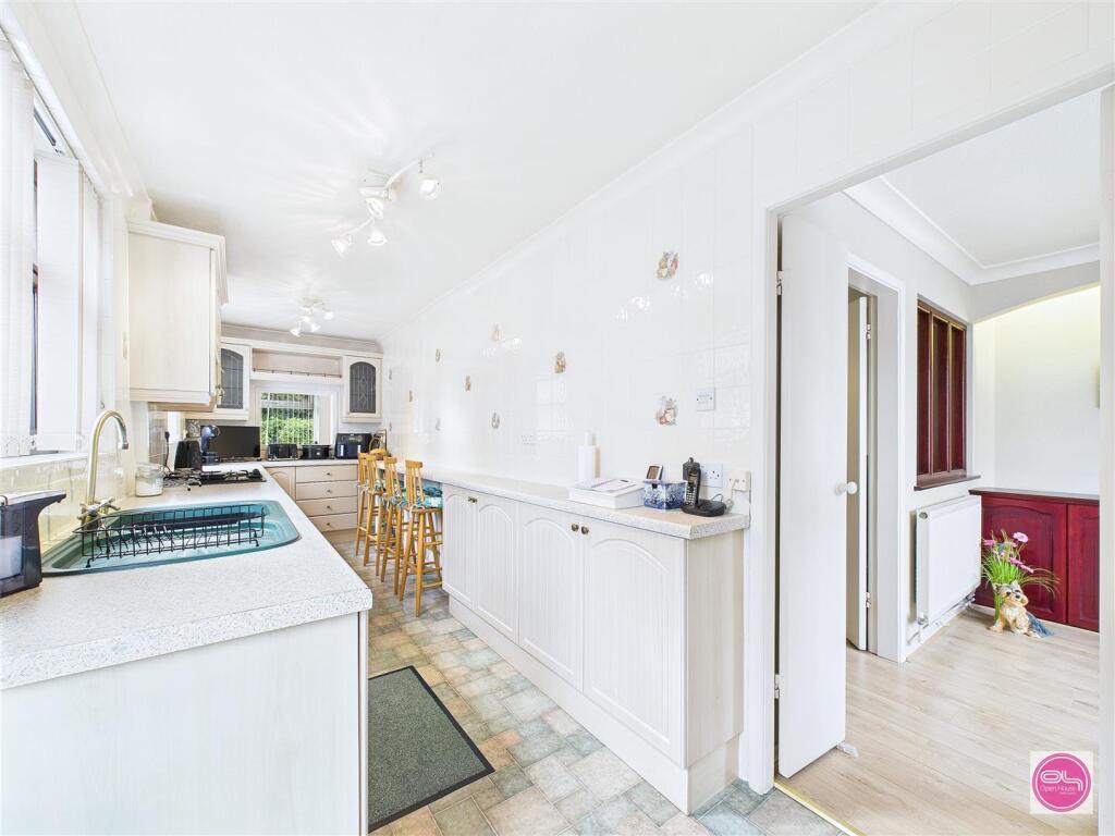 Ashleigh Drive (15).jpg