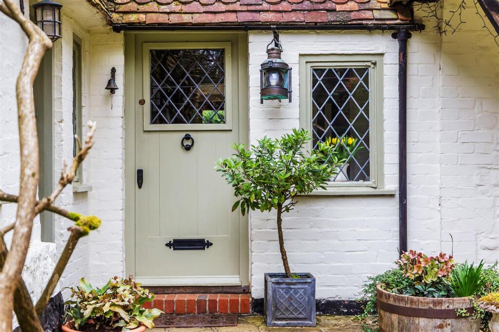 House. Partnership