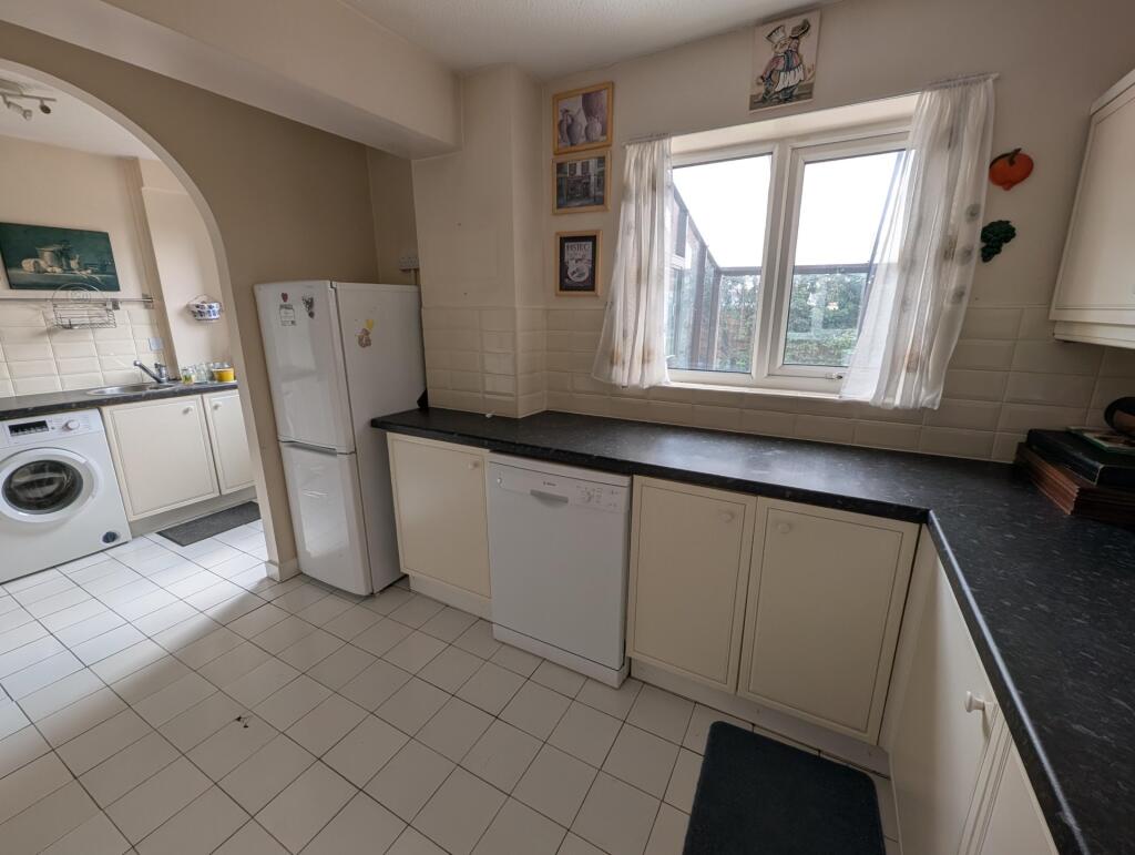 Kitchen 2