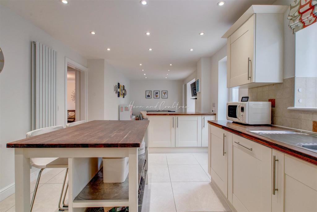 Blacktown Gardens, Marshfield, HernCrabtree (10).j