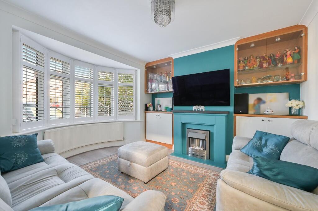 WALSINGHAM GARDENS (1).jpg