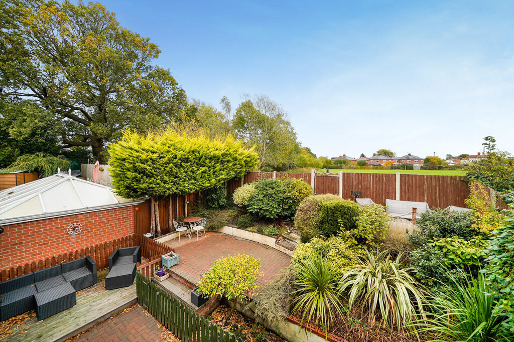 Bedroom 2 outlook...