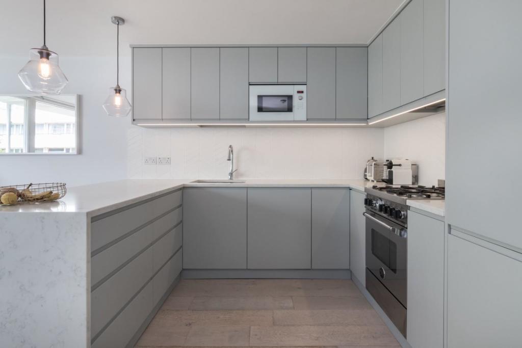 KITCHEN 2.jpg