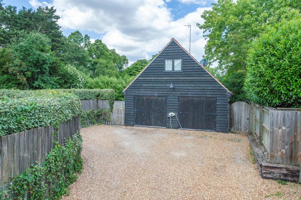 Regal Cottage - A...