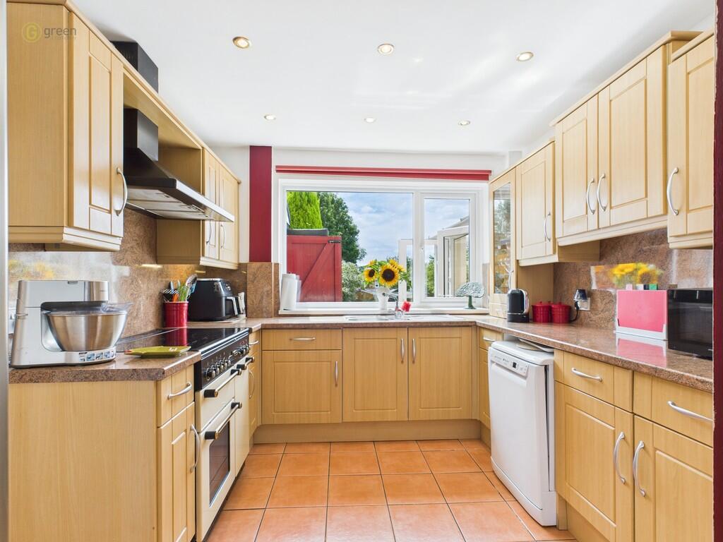 CAM03830G0-PR0179...