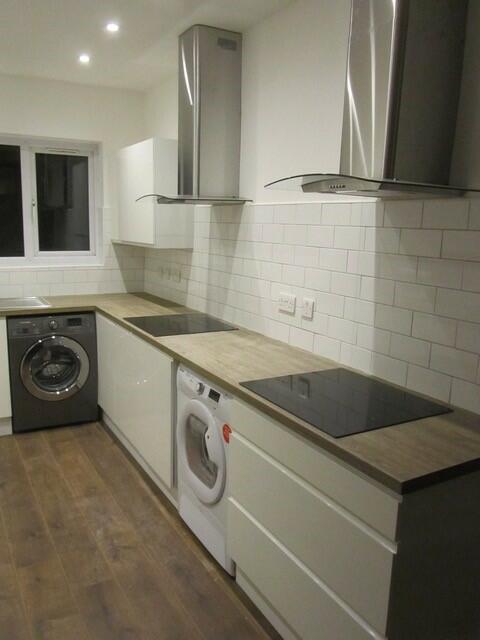 Kitchen 2.jpg