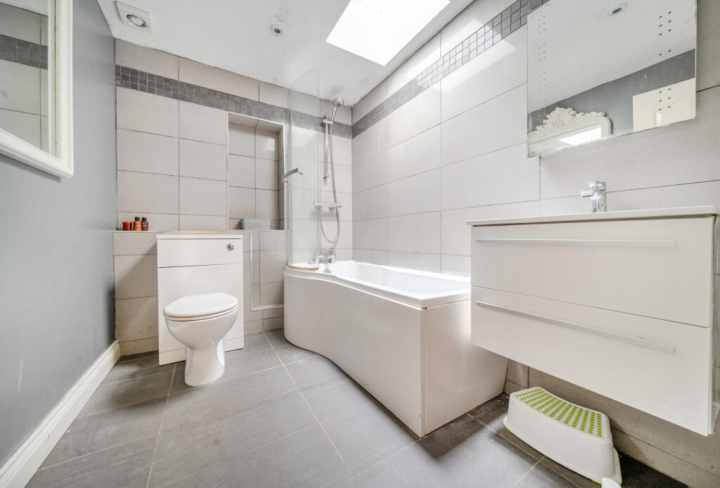 1384779-6-692464f...