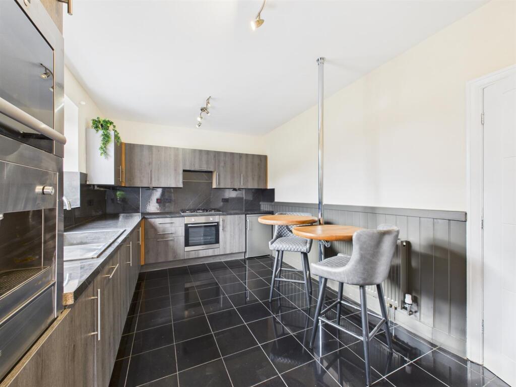 Kitchen/Breakfast Room