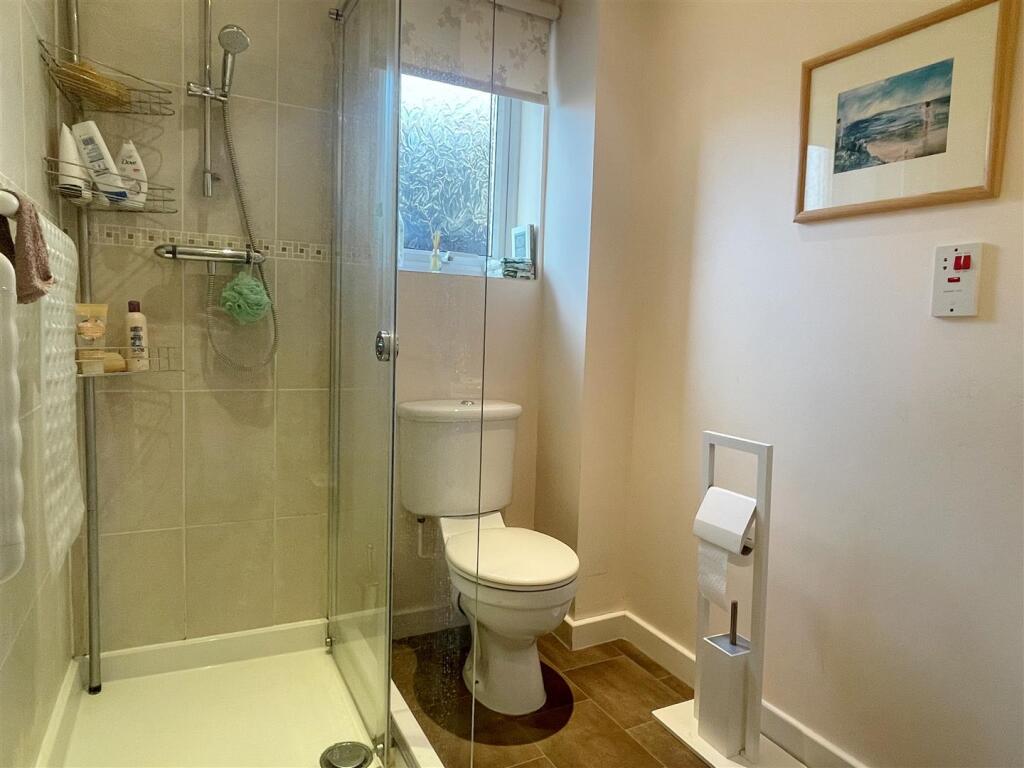 Shower Room 1.JPG