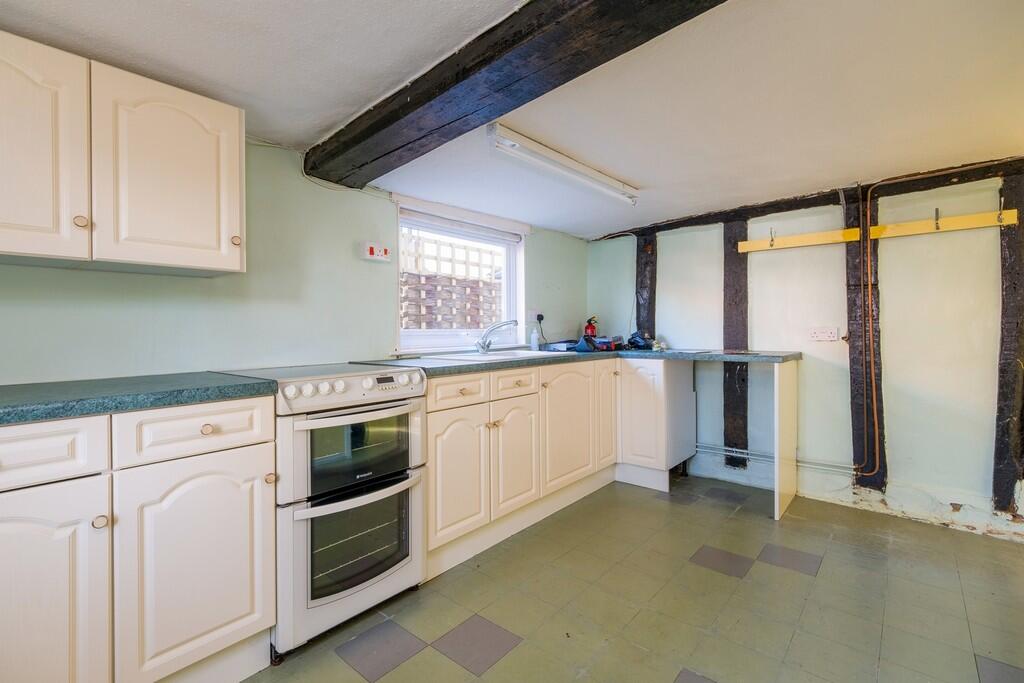 1440px-The Cottag...