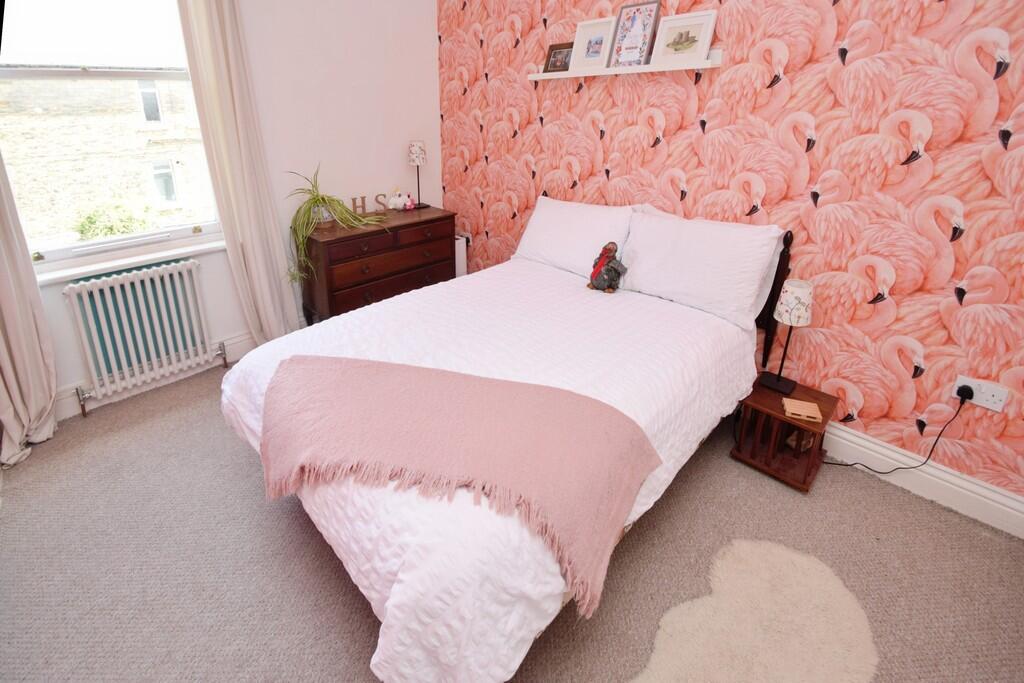 6b2810ef-Bedroom ...