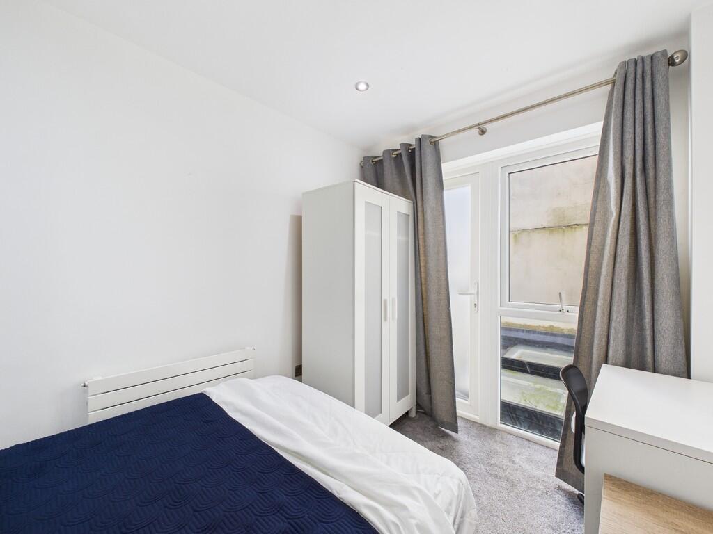 CAM03519G0-PR0375...