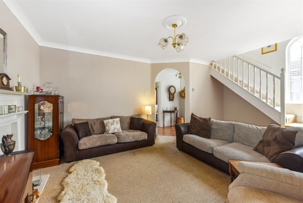 Living Room.jpg