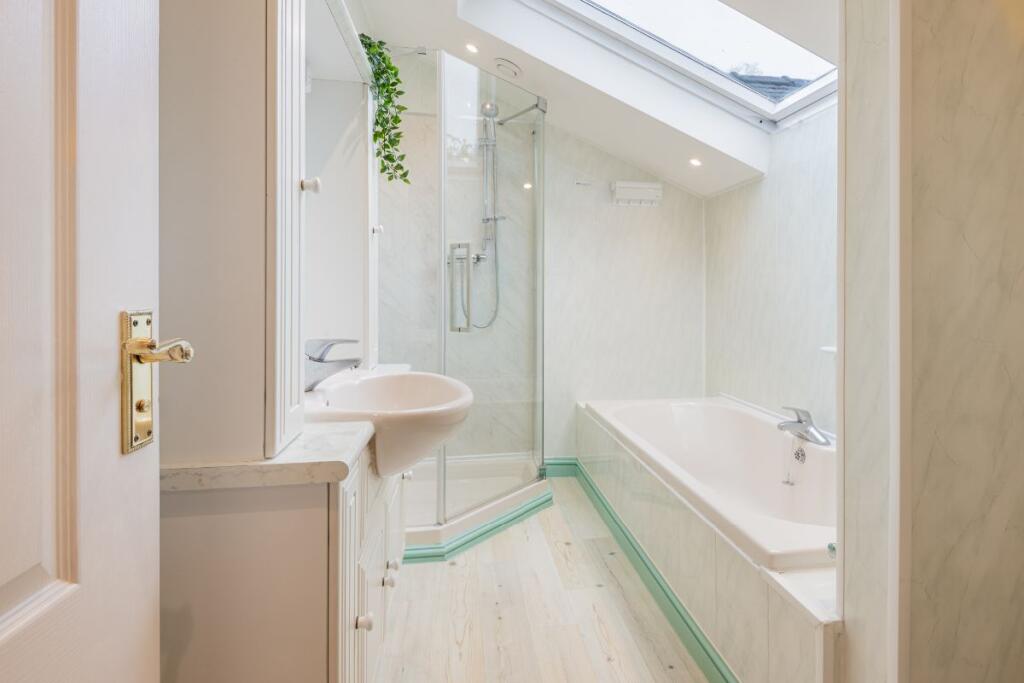 Annexe Bathroom