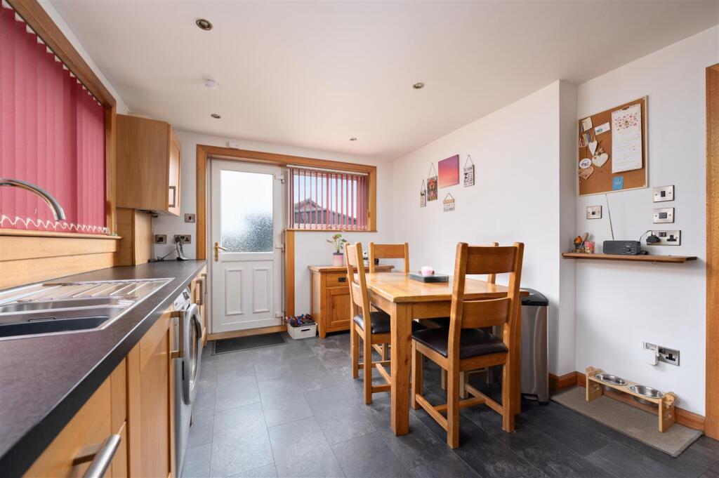 21 Main Street 017.JPG