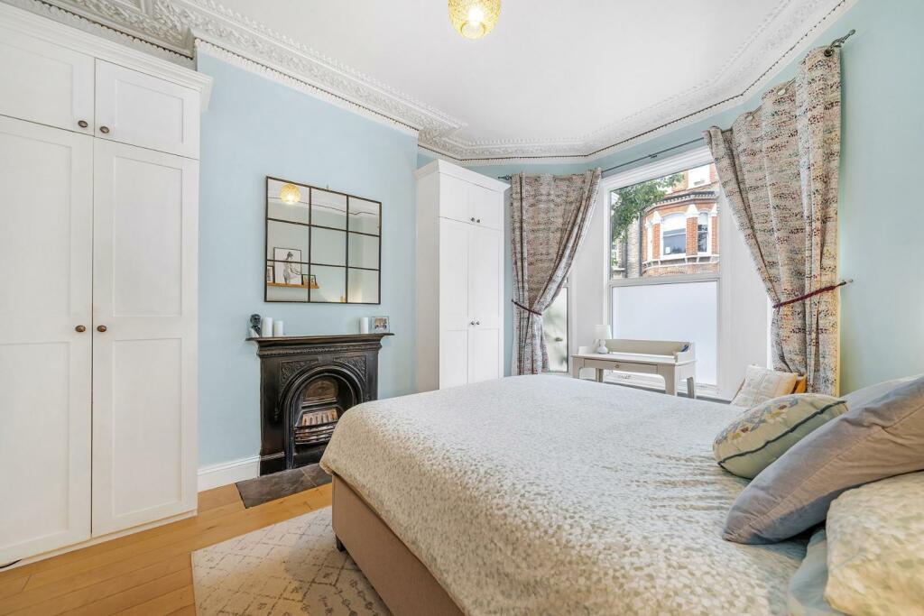 Principal Bedroom (2).JPG