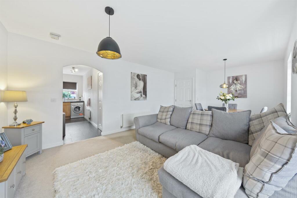 Living/Dining Room