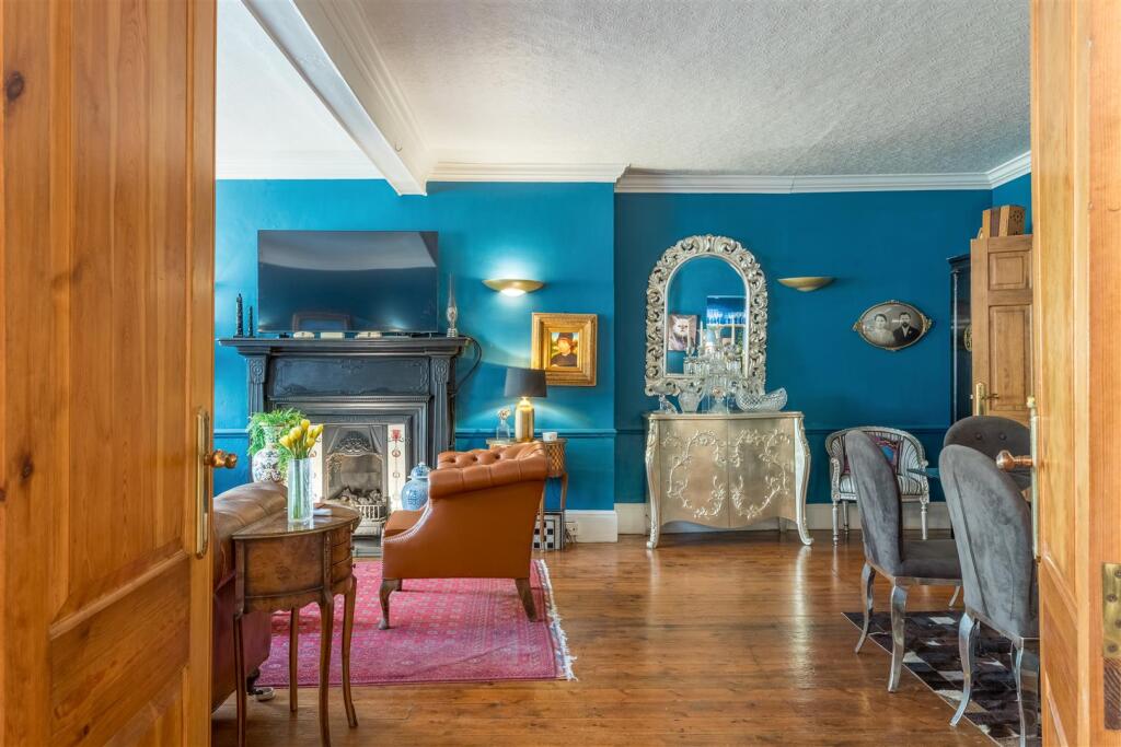 14A Brunswick Terrace-6.jpg