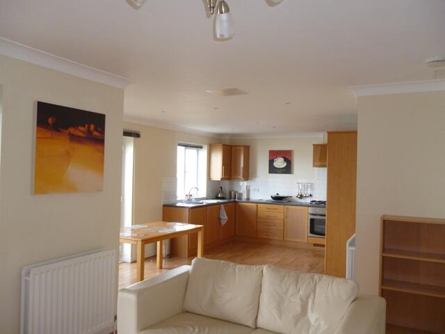 OPEN PLAN ROOM