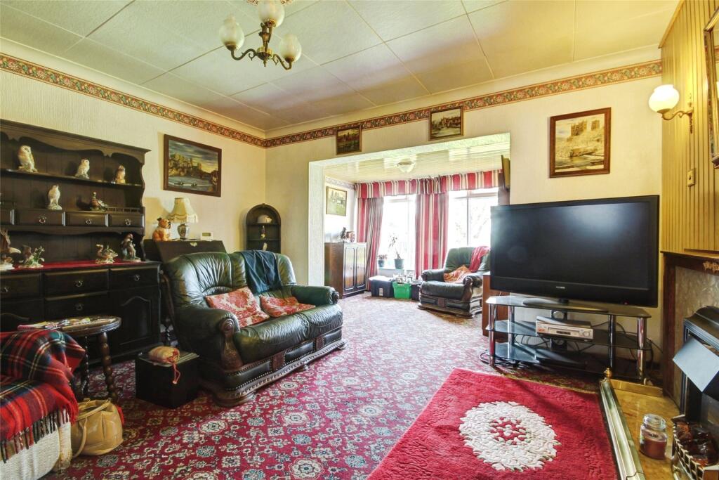Lounge Family Room