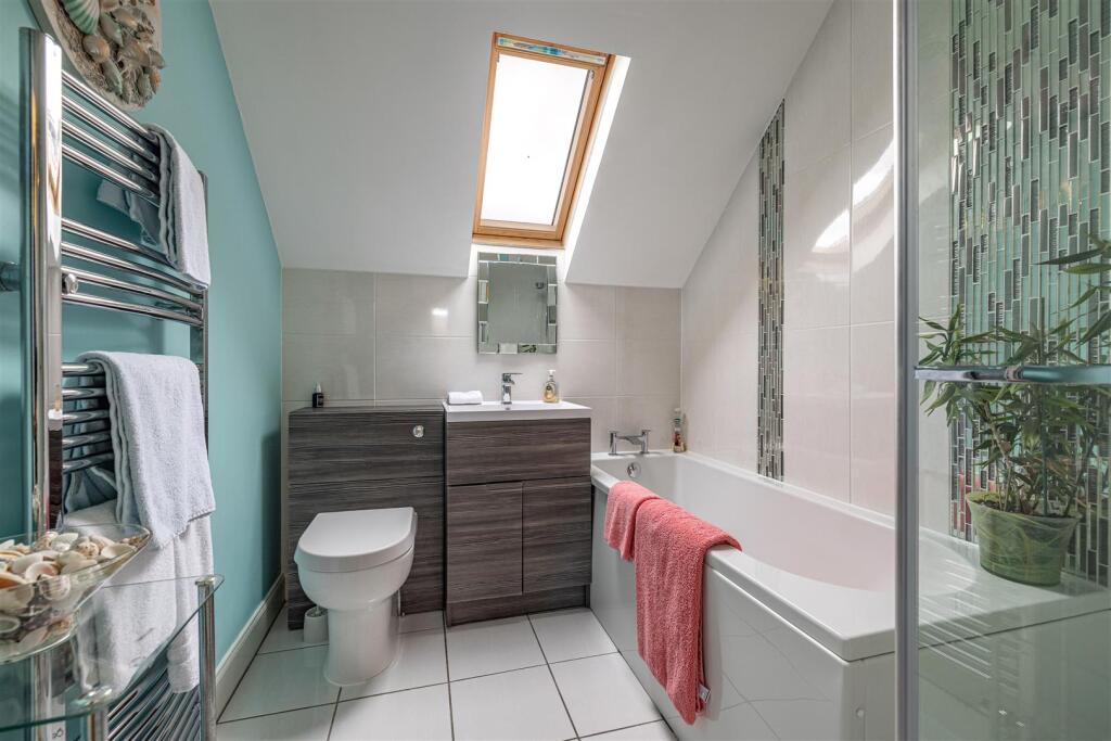 15 The Avenue Greenlaw 38.jpg