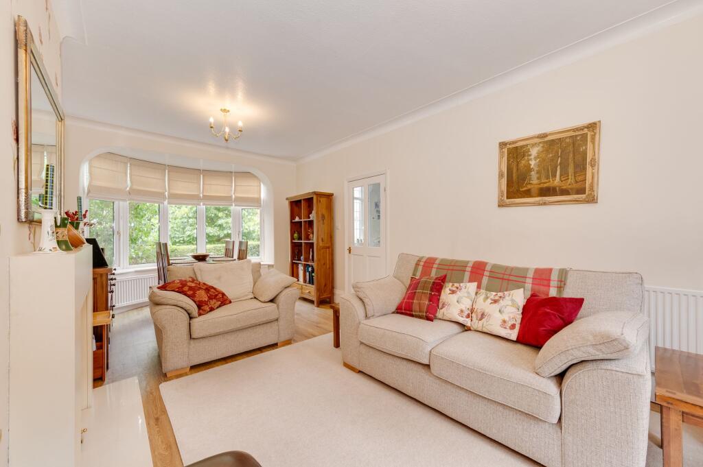 KITCHEN, DINER AND LIVING ROOM