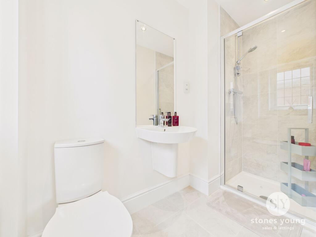 En-suite Shower Room 2