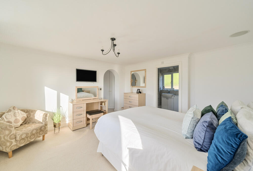 1356113-9-68e38d5...