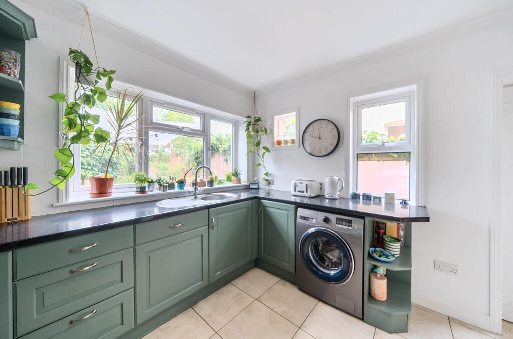 1341068-14-68a32c...