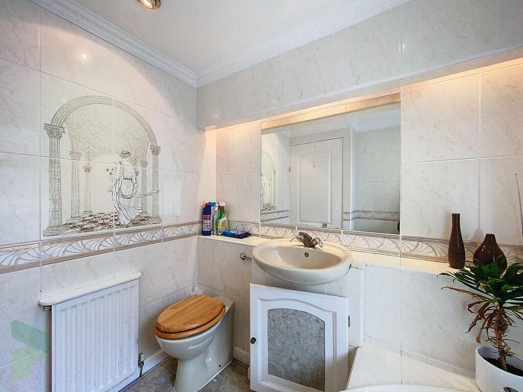 Family Bathroom	