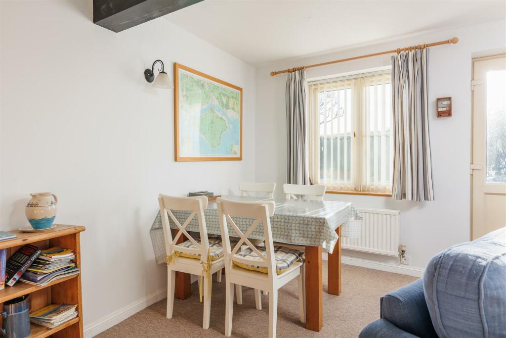 Living Room 6