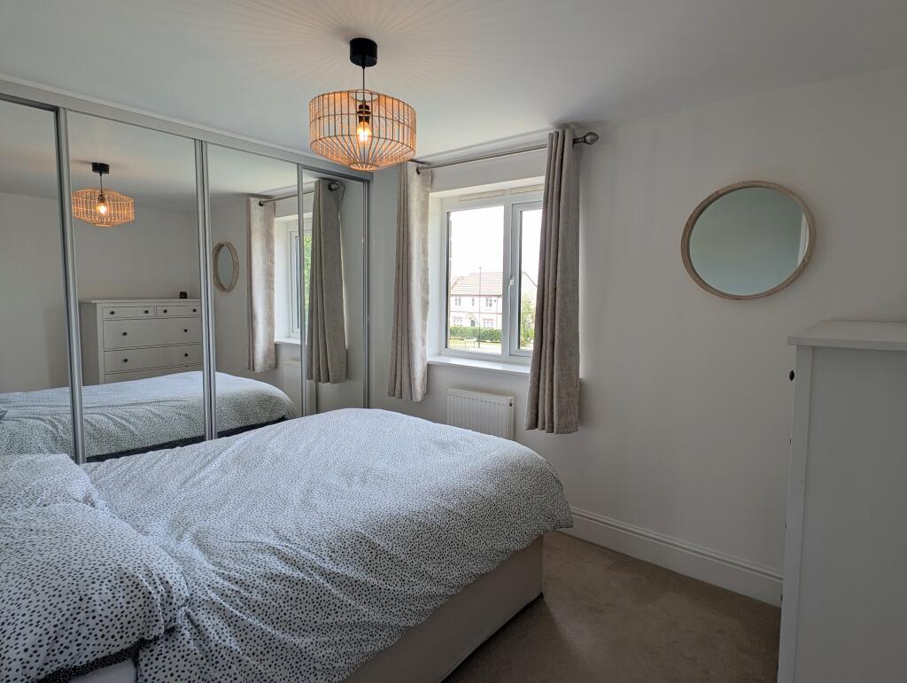 Bedroom 4 - 1