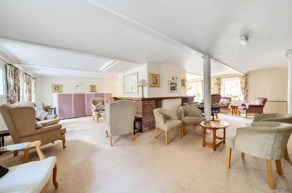 1316292-21-685d3b...