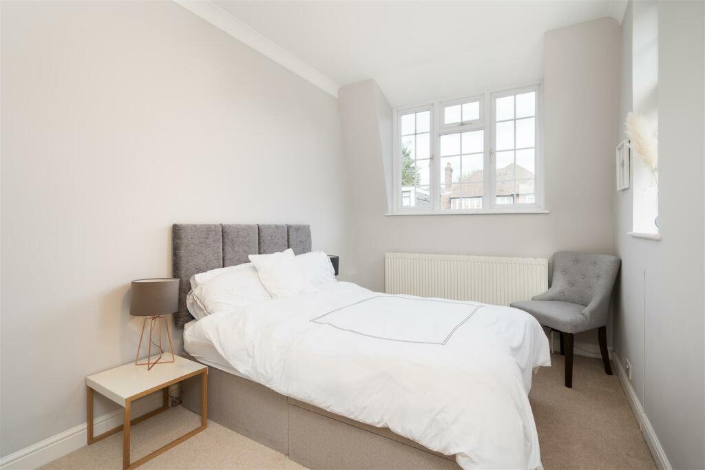 Preston Road 4- bed.jpg