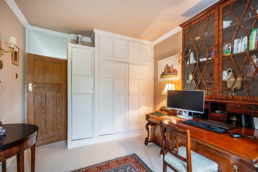 8602458-interior05.jpg